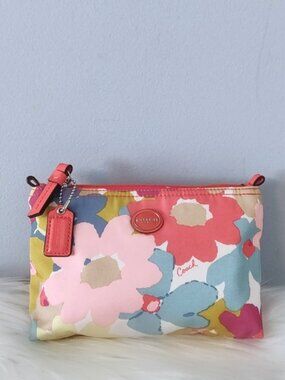 Coach Peyton floral watercolor pouch w/hangtag EUC